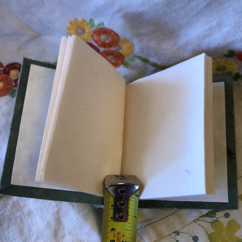 Small unlined notebook - Picture 4 of 4